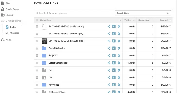 Page Download Links de pCloud listant fichiers et dossiers partagés avec trafic, téléchargements et date de création