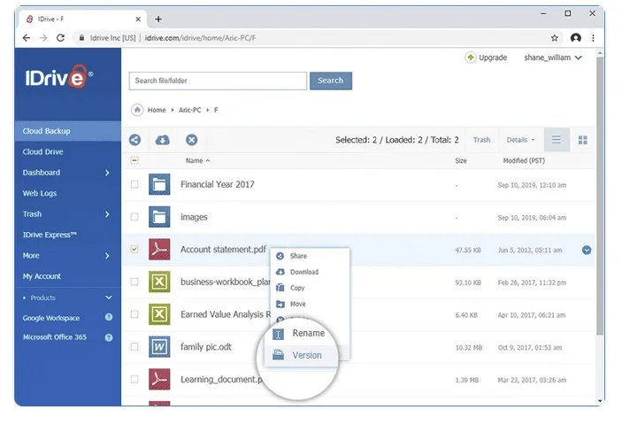 Liste de fichiers de l'application web IDrive avec le menu d'un PDF ouvert, zoom sur les options Rename et Version