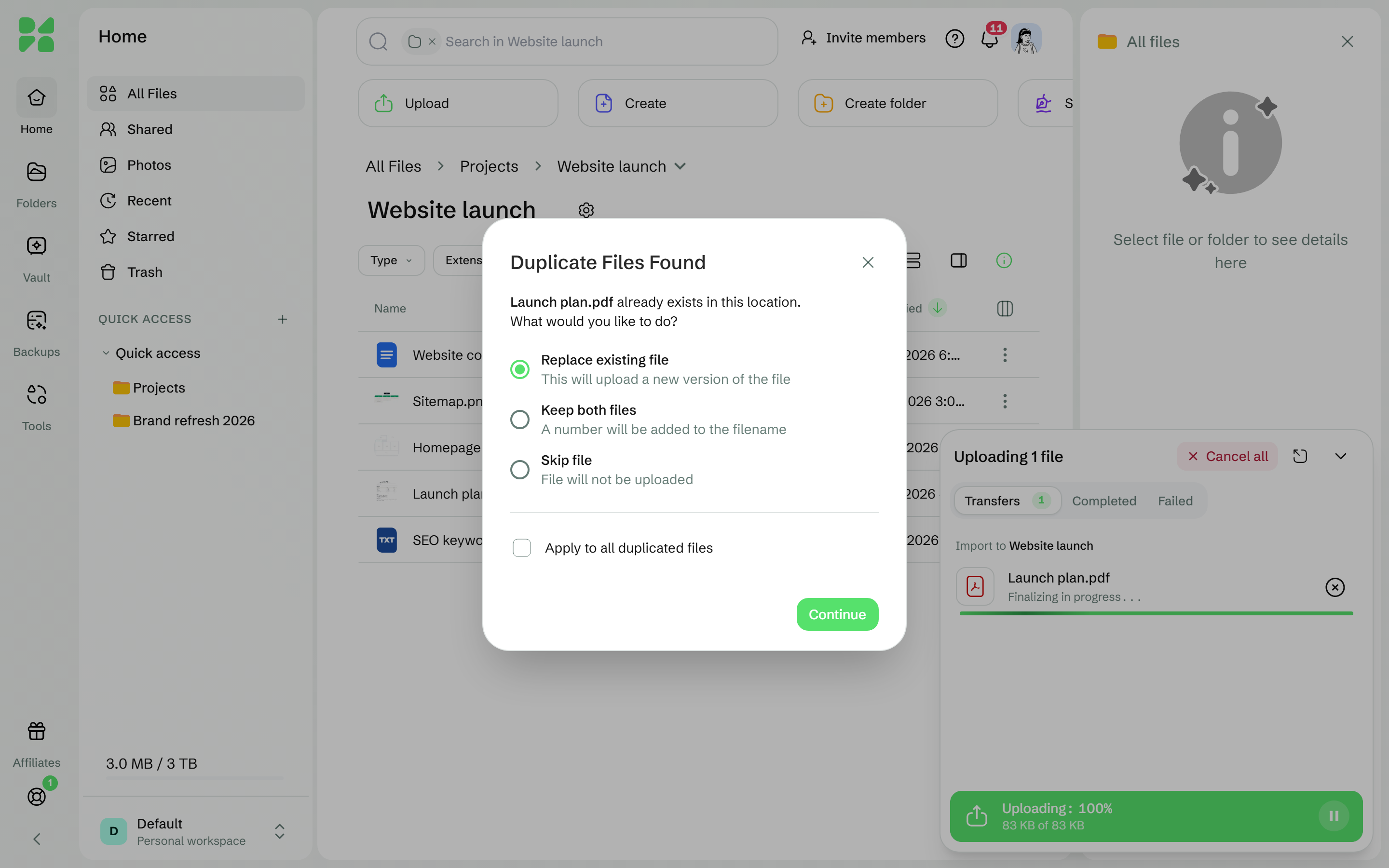 Der Dialog Doppelte Dateien gefunden, nachdem Launch plan.pdf erneut in einen Ordner hochgeladen wurde, der die Datei bereits enthält