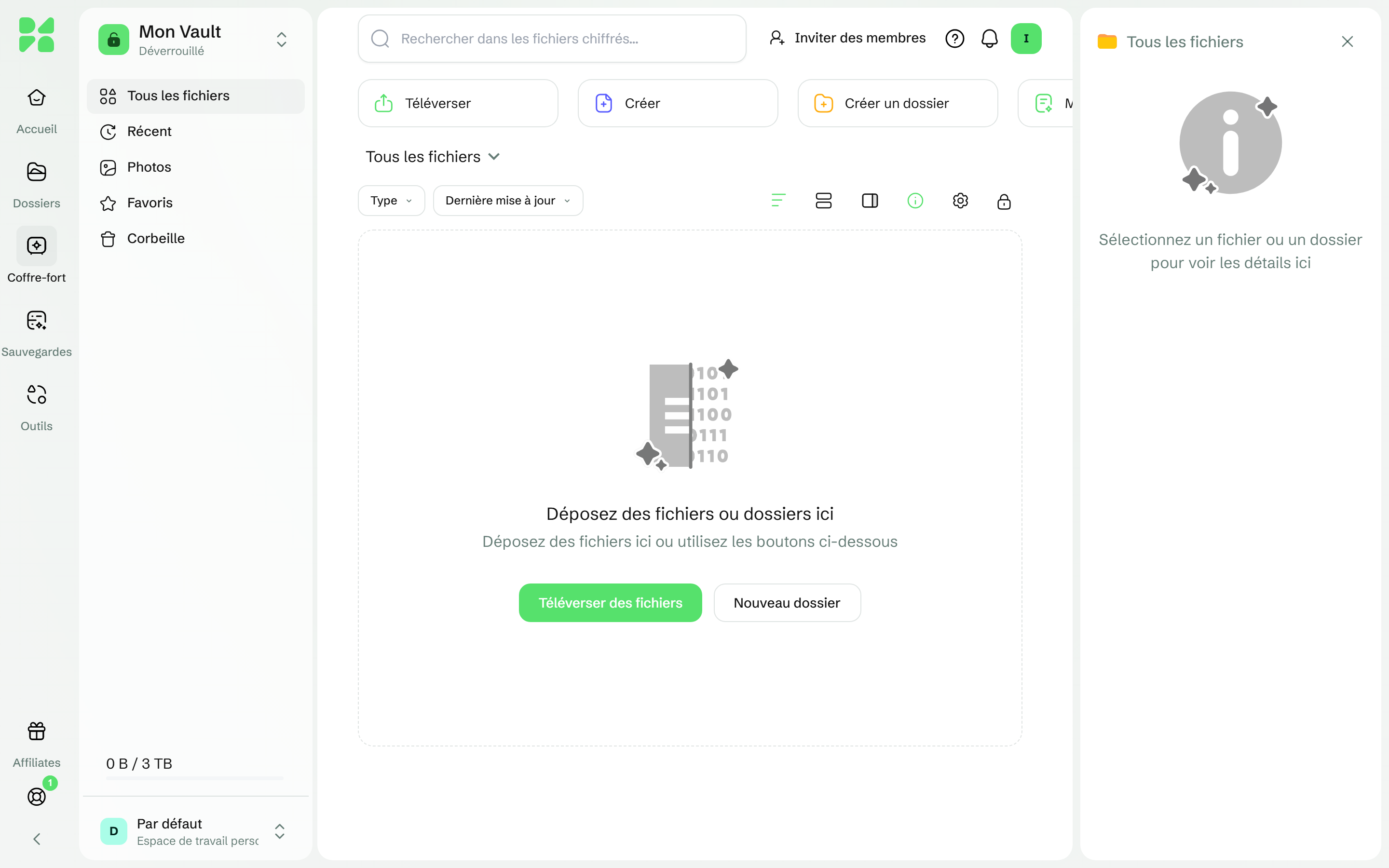 Le nouveau Vault ouvert et déverrouillé, encore vide, avec les boutons Téléverser et Créer